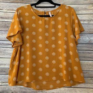 Flutter sleeve mustard print top